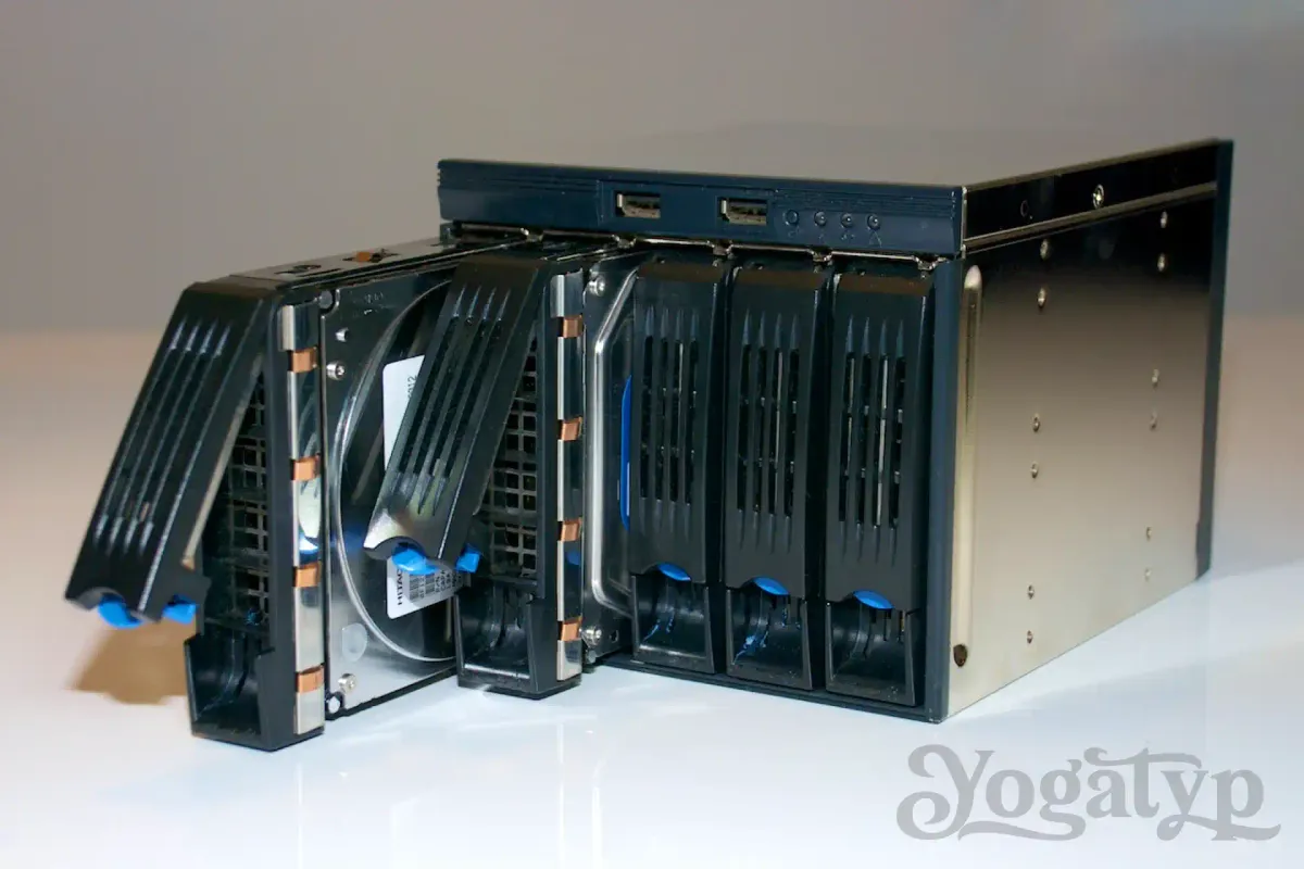 Das Chenbro SK33502 Hot-Swap Storage Kit