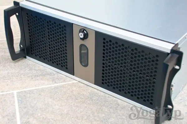 Das Chenbro RM42300 als günstiges 4HE-Gehäuse fürs 19″-Rack