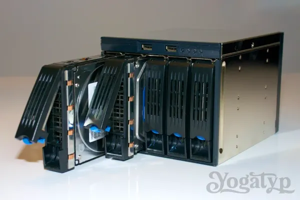 Das Chenbro SK33502 Hot-Swap Storage Kit